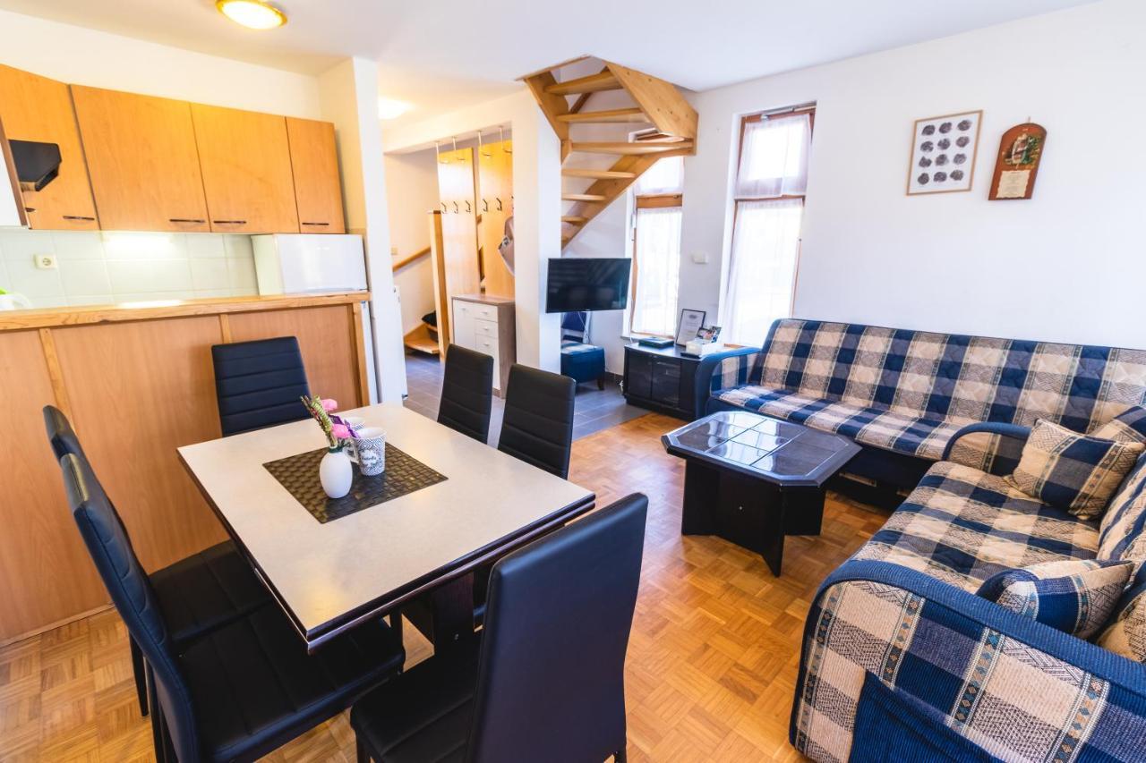 Extraordinary Apartment In Banovci Вержей Экстерьер фото